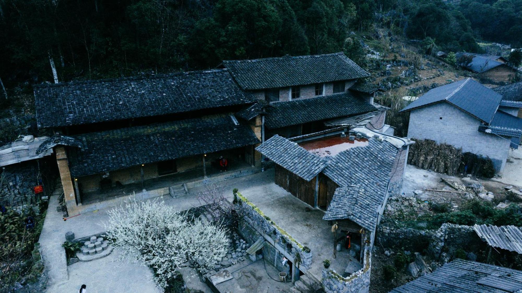 Nha Co Lao Xa Homestay Hmong & Bungalow Air Conditioner Dong Van  Buitenkant foto
