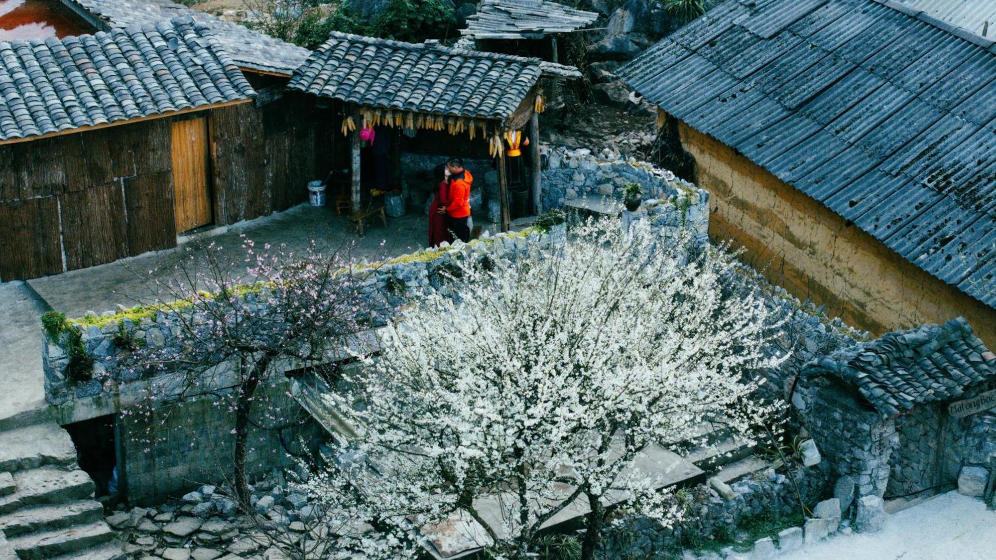 Nha Co Lao Xa Homestay Hmong & Bungalow Air Conditioner Dong Van  Buitenkant foto