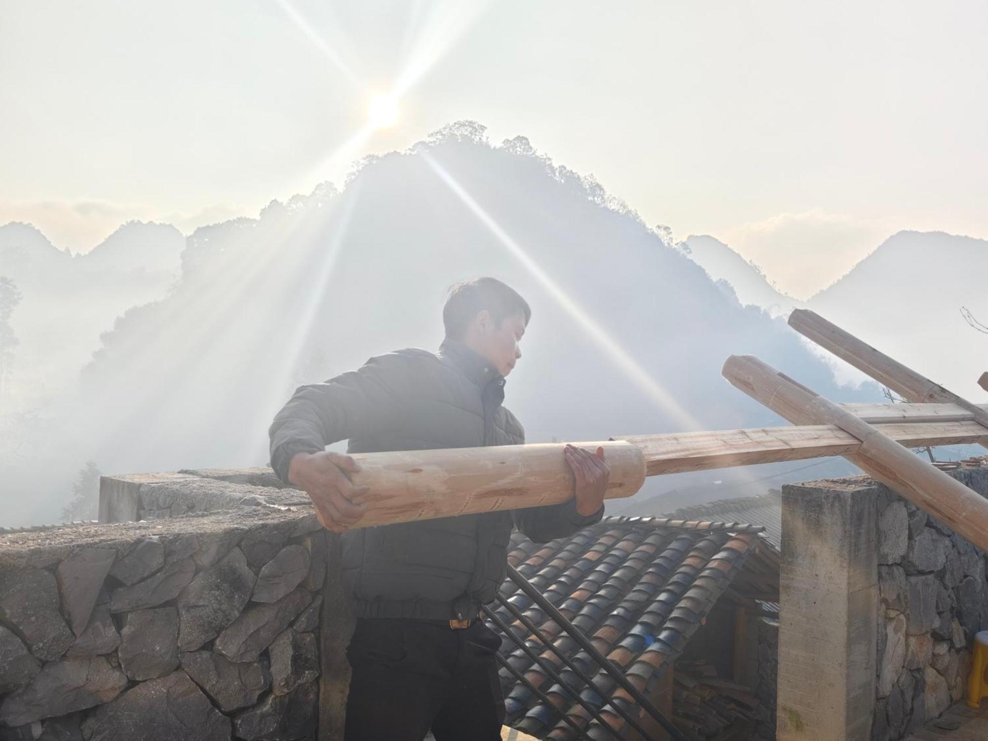 Nha Co Lao Xa Homestay Hmong & Bungalow Air Conditioner Dong Van  Buitenkant foto