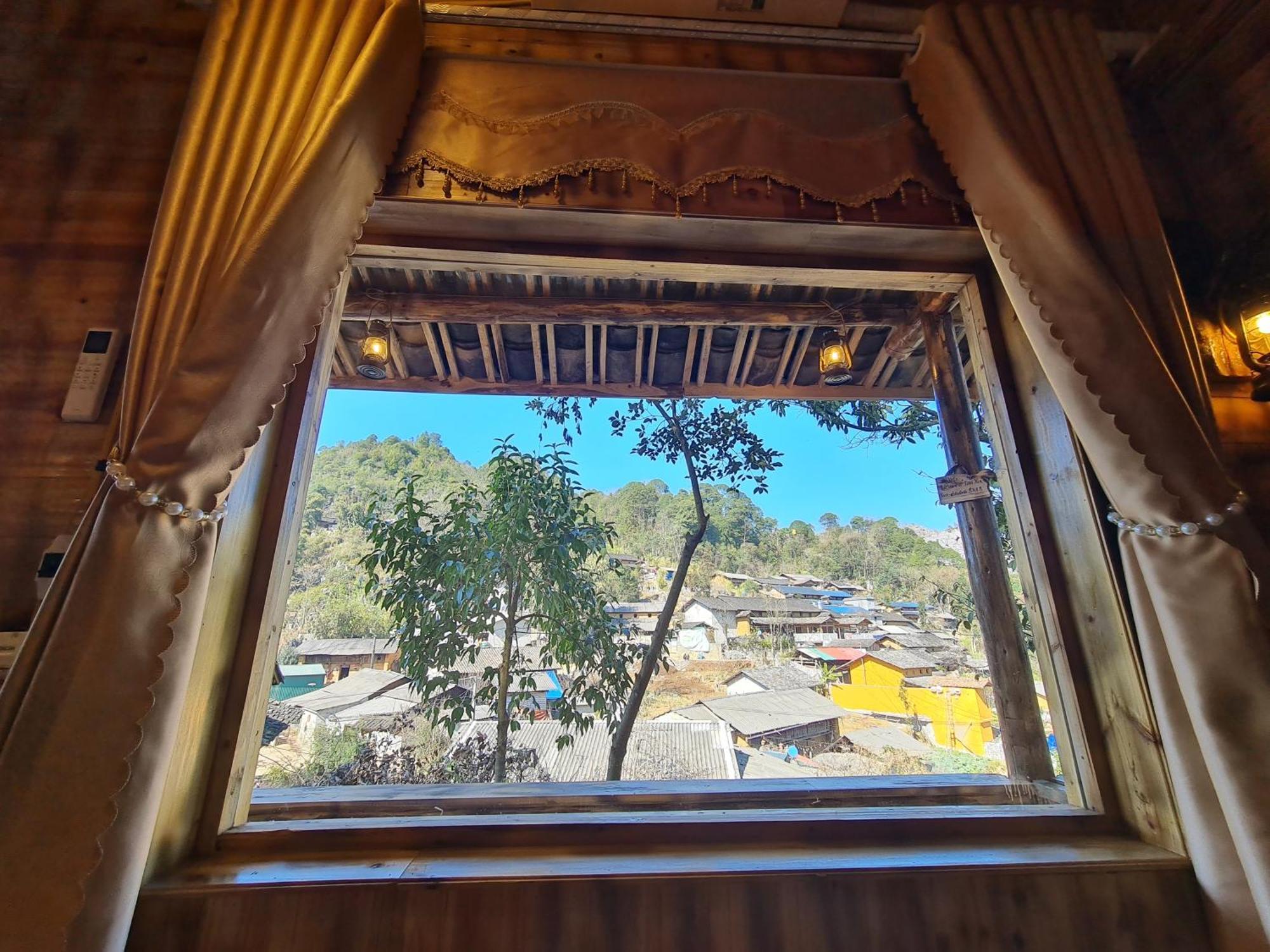 Nha Co Lao Xa Homestay Hmong & Bungalow Air Conditioner Dong Van  Buitenkant foto
